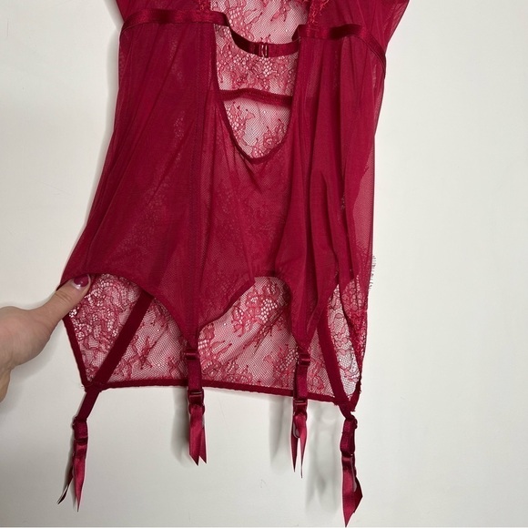 Victoria's Secret Lace Garter Slip in Red - Picture 9 of 12